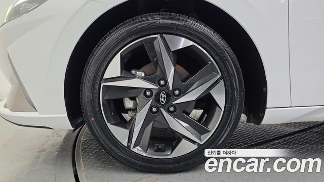 Hyundai AVANTE 2021 — photo 5
