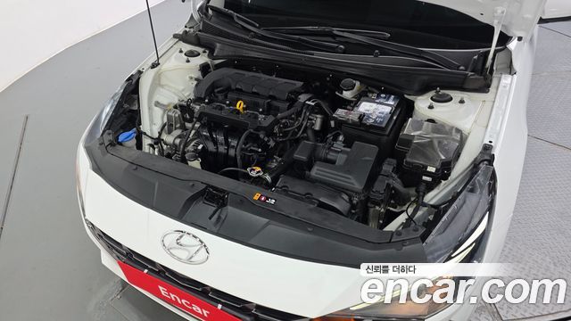 Hyundai AVANTE 2021 — photo 6
