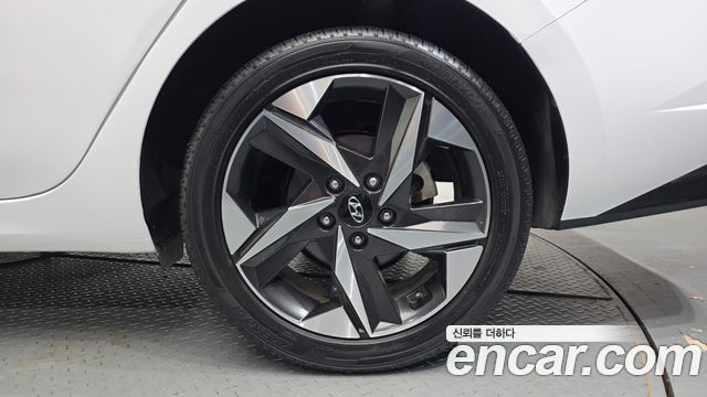 Hyundai AVANTE 2021 — photo 7