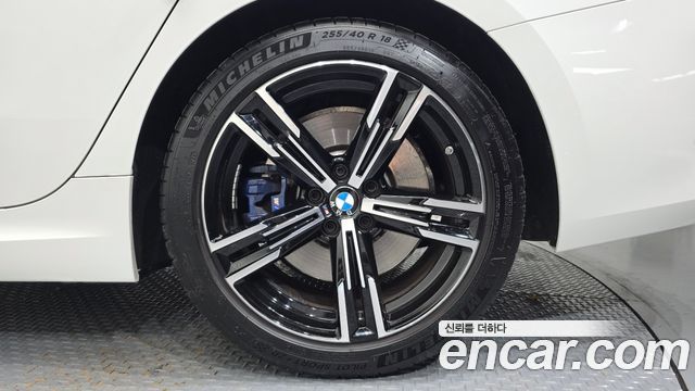 BMW 3-Series 2023 — photo 7