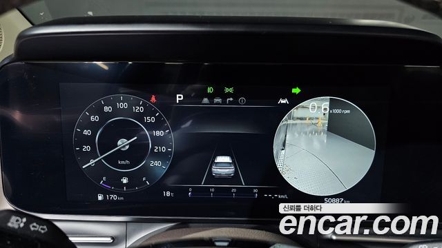 Kia Canival 2023 — photo 11