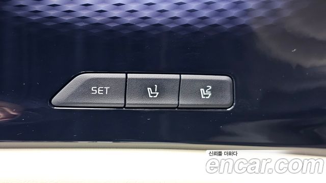 Kia Canival 2023 — photo 20