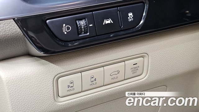 Kia Canival 2023 — photo 23