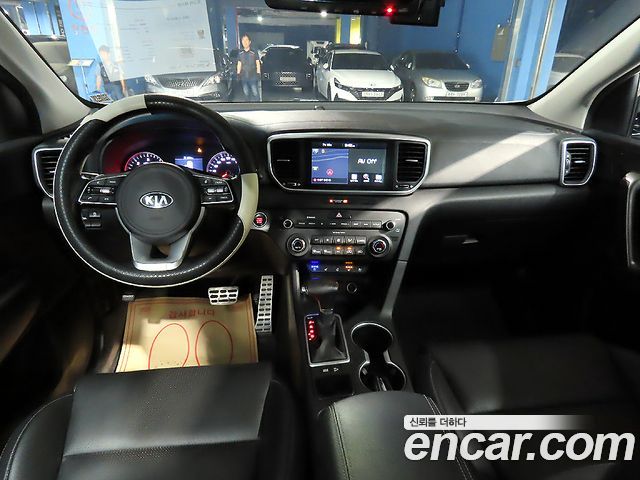 Kia Sportage 2019 — photo 10
