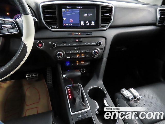 Kia Sportage 2019 — photo 11