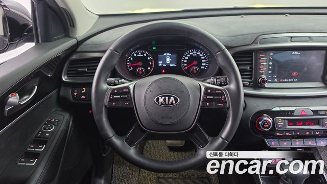Kia Sorento 2019 — photo 19
