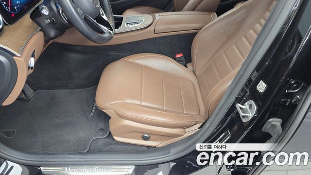 Mercedes-Benz E-Class 2022 — photo 25
