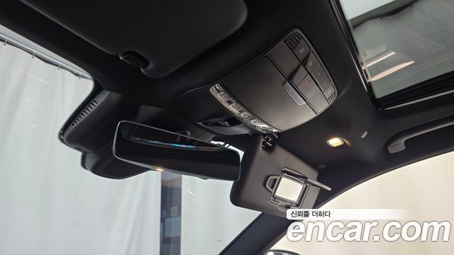 Mercedes-Benz E-Class 2022 — photo 26