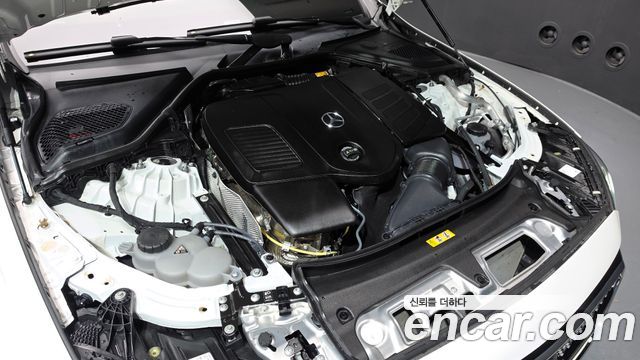 Mercedes-Benz E-Class 2026 — photo 6
