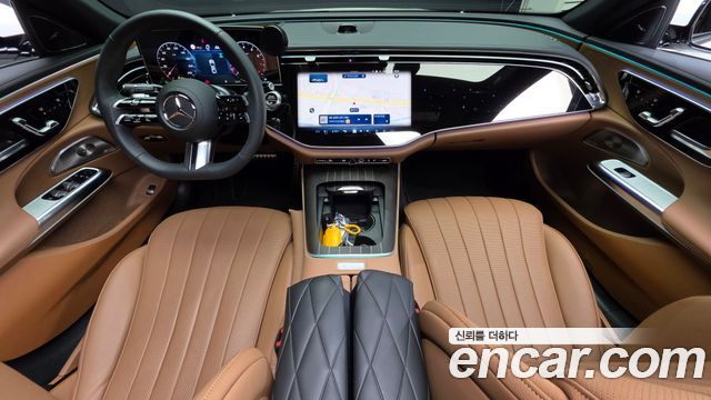 Mercedes-Benz E-Class 2026 — photo 10