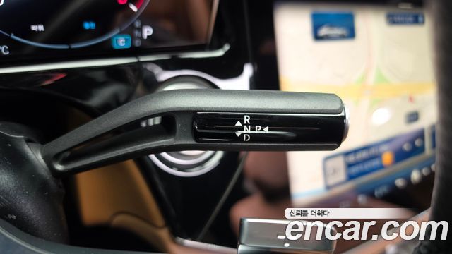 Mercedes-Benz E-Class 2026 — photo 12