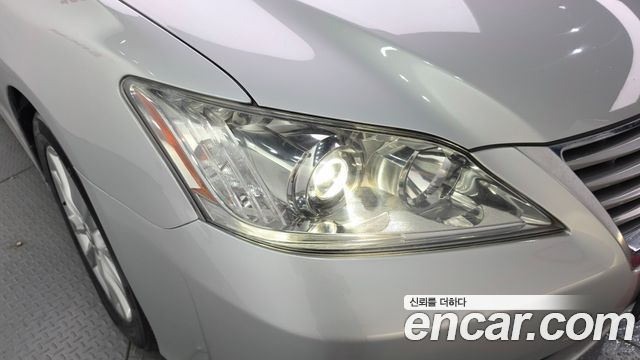 Lexus ES 2012 — photo 8