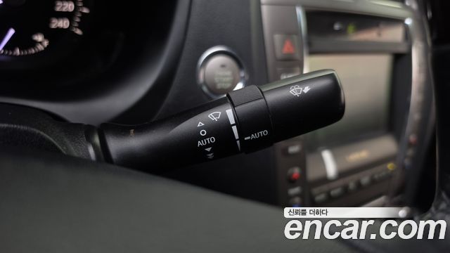 Lexus ES 2012 — photo 29
