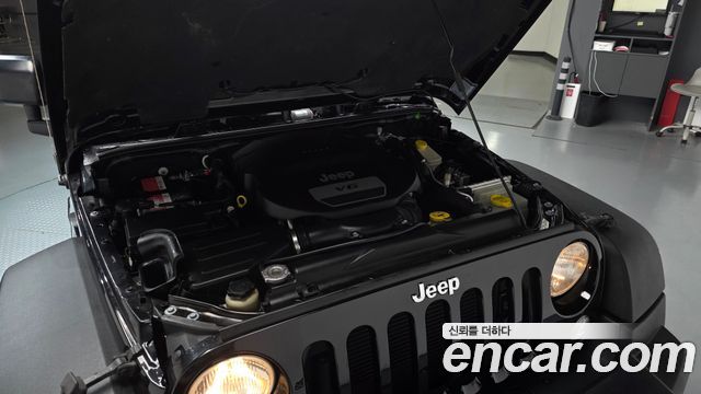Jeep Wrangler 2017 — photo 6