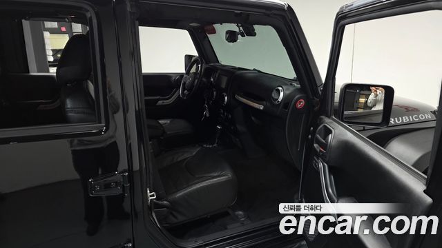 Jeep Wrangler 2017 — photo 17
