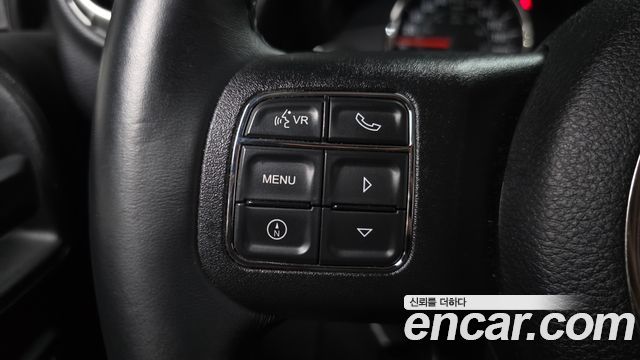 Jeep Wrangler 2017 — photo 29