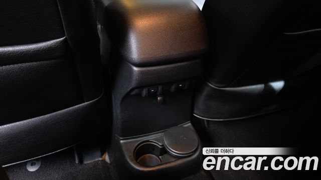 Jeep Wrangler 2017 — photo 32