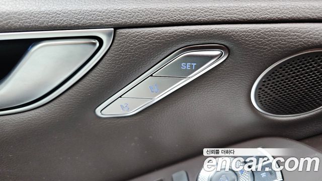 Genesis G80 2024 — photo 30