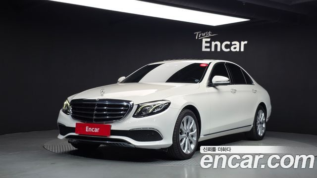 Mercedes-Benz E-Class 2018 — photo 1