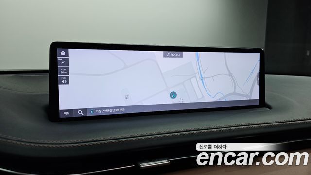 Genesis GV70 2021 — photo 22