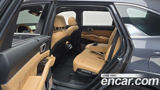 Kia Sorento 2023 — photo 17