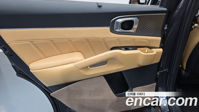 Kia Sorento 2023 — photo 15