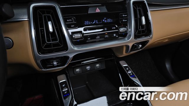 Kia Sorento 2023 — photo 32