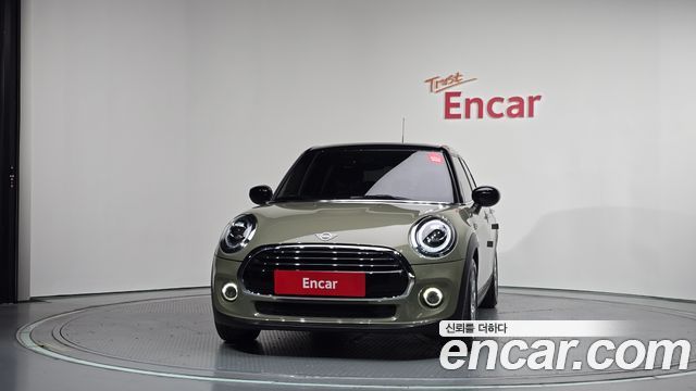 Mini Cooper 2020 — photo 3