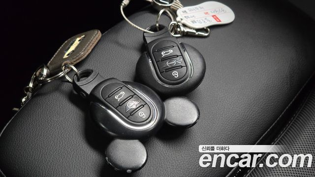 Mini Cooper 2020 — photo 21