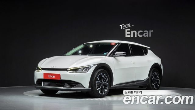 Kia EV6 2023 — photo 1