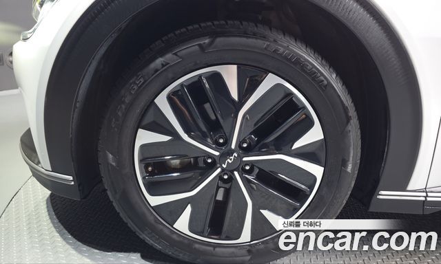 Kia EV6 2023 — photo 5