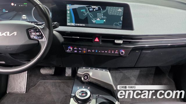 Kia EV6 2023 — photo 20