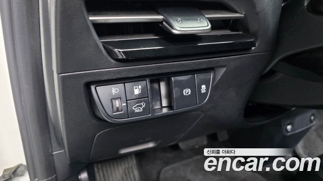 Kia EV6 2023 — photo 23