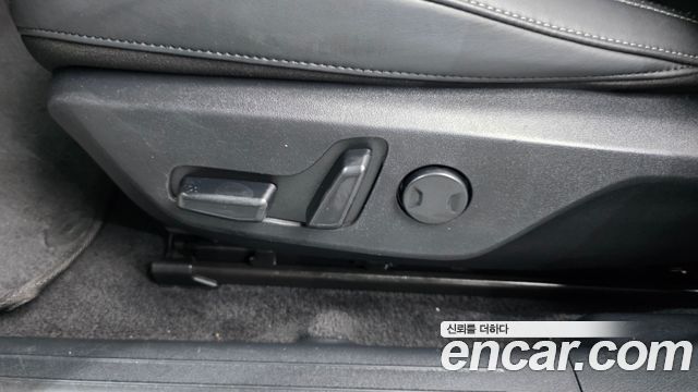 Kia EV6 2023 — photo 25