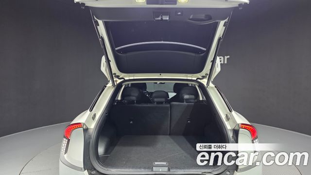 Kia EV6 2023 — photo 26