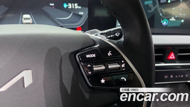 Kia EV6 2023 — photo 27