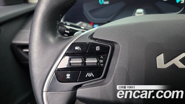Kia EV6 2023 — photo 32