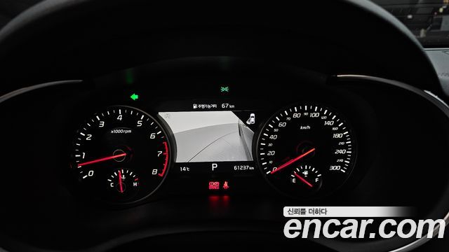 Kia Stinger 2021 — photo 11