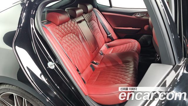 Kia Stinger 2021 — photo 17