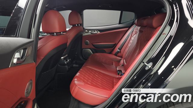 Kia Stinger 2021 — photo 18