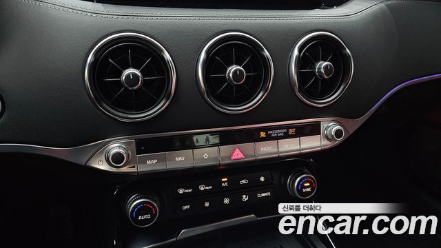 Kia Stinger 2021 — photo 30