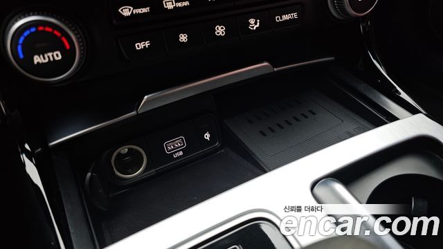 Kia Stinger 2021 — photo 32
