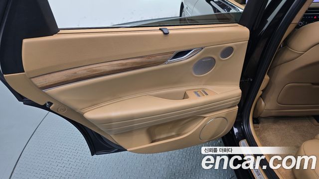 Genesis G80 2025 — photo 15