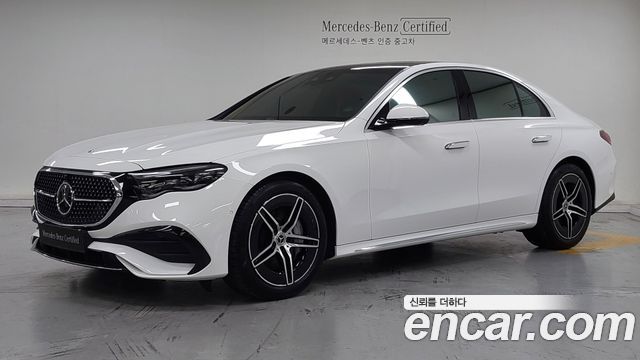 Mercedes-Benz E-Class 2026 — photo 1