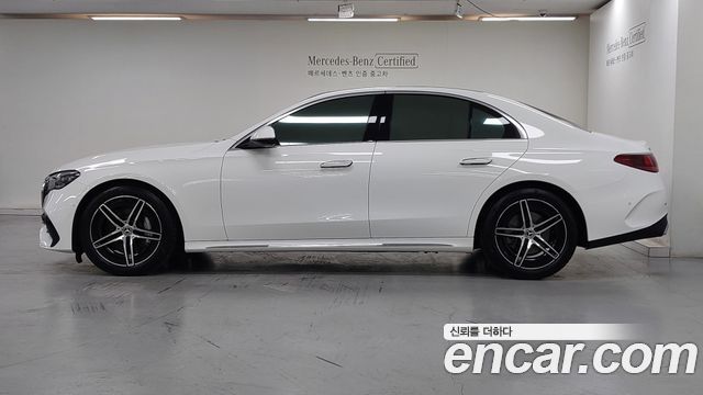 Mercedes-Benz E-Class 2026 — photo 16