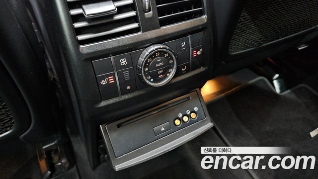 Mercedes-Benz GLE-Class 2017 — photo 18