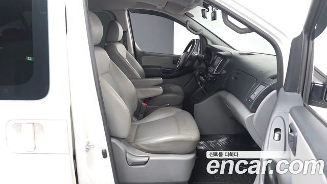 Hyundai Starex 2021 — photo 17