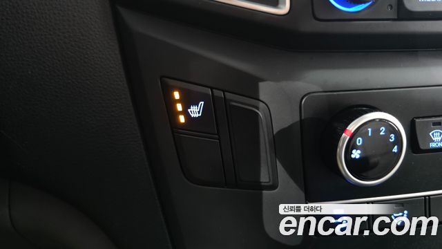 Hyundai Starex 2021 — photo 23