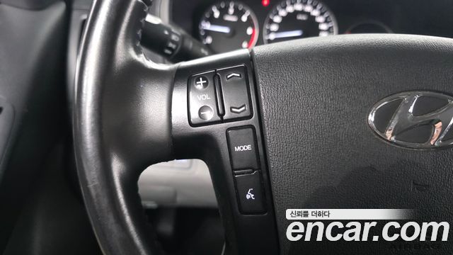 Hyundai Starex 2021 — photo 24