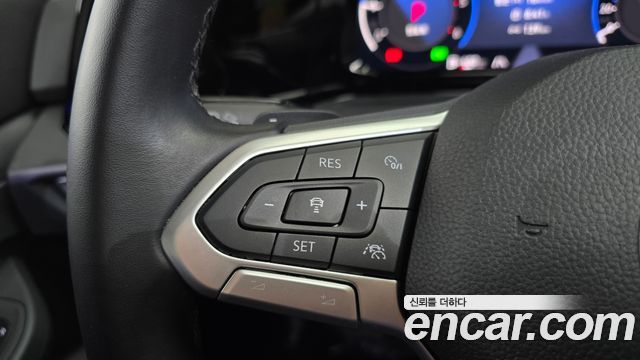 Volkswagen Golf 2023 — photo 23